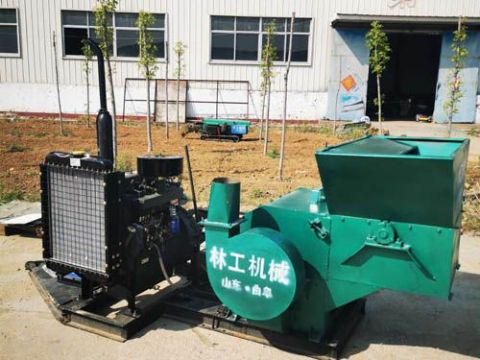 点击查看详细信息<br>标题：饲料粉碎机 阅读次数：1787