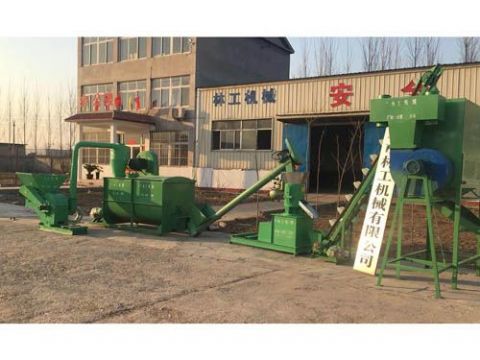 点击查看详细信息<br>标题：饲料颗粒机 阅读次数：2445