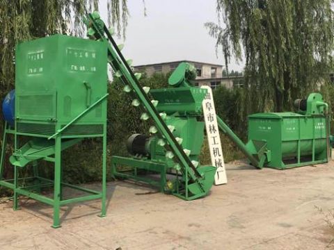 点击查看详细信息<br>标题：饲料颗粒机 阅读次数：2696