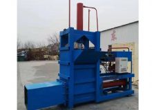 点击查看详细信息<br>标题：秸秆打包机 阅读次数：2051